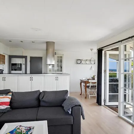 Feriehus 2 Bedroom Awesome In Slagelse